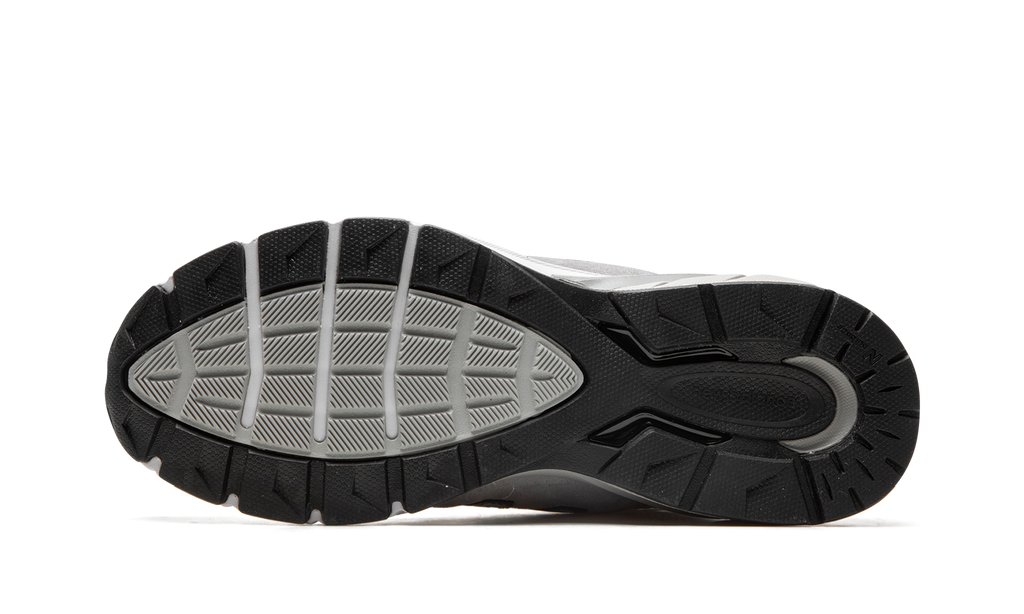New Balance 990v5 "Grey" Sneakers