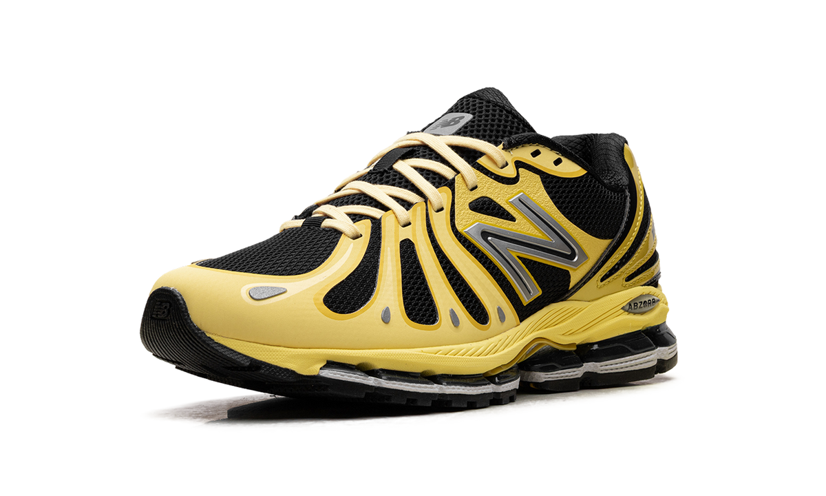 New Balance 1890 "Star Burst Black" Sneakers