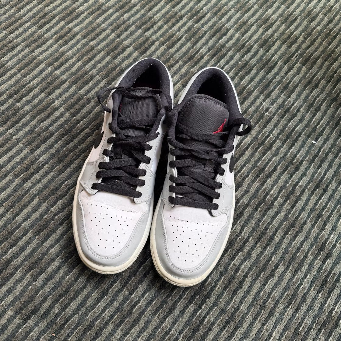 Used - Air Jordan 1 Low Light Smoke Grey - US M 8.5 - detail 3