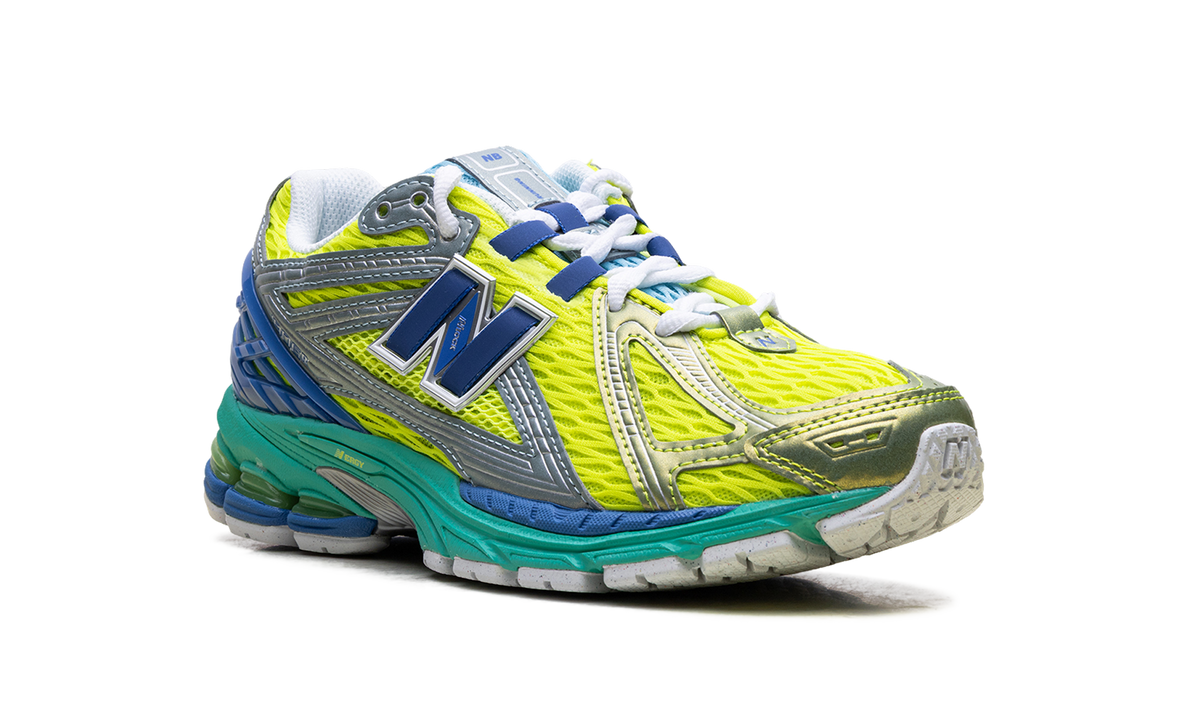 New Balance 1906R "Alkaline Green" Sneakers